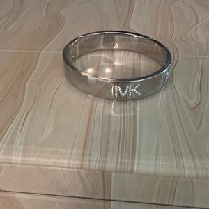 Michael Kors Shiny Silver Bracelet